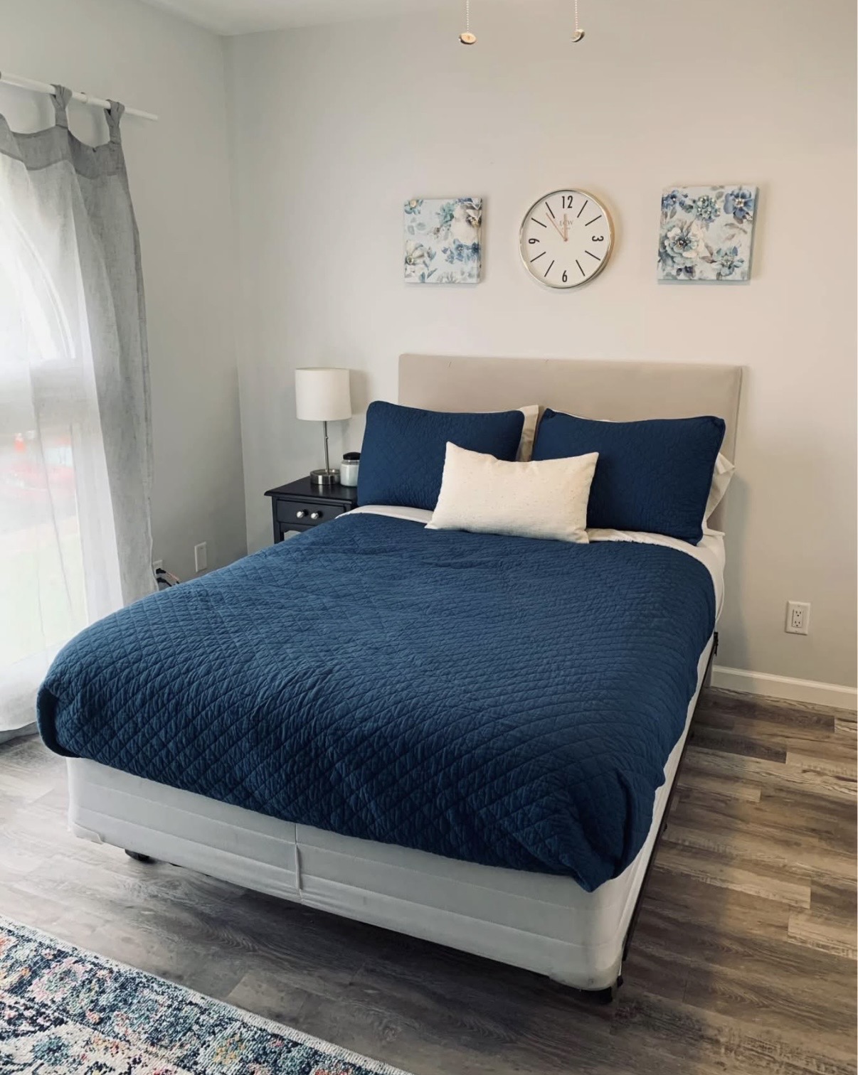 Cozy Townhouse Retreat – Private Room & Bath Near Everything