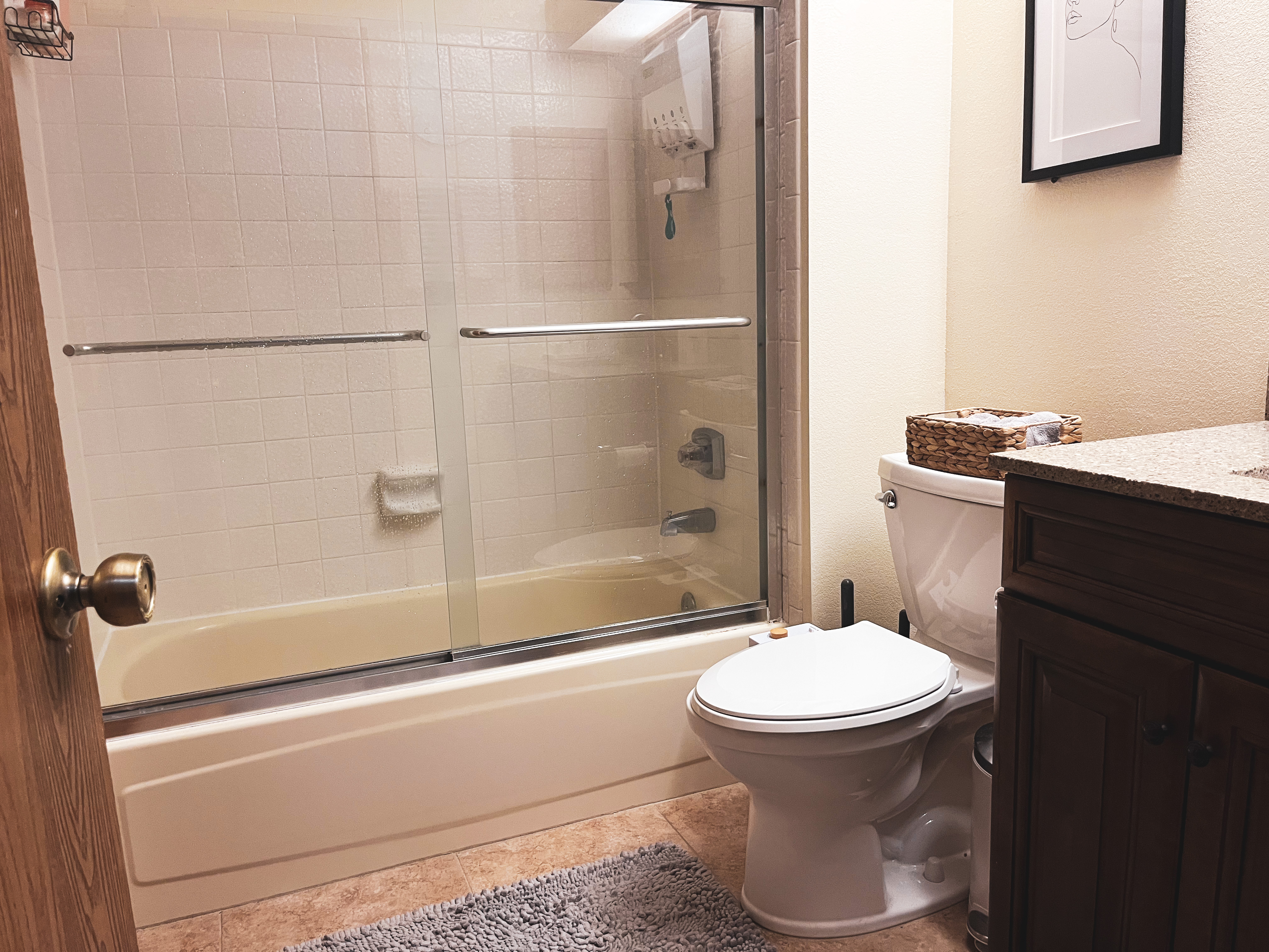 Spacious Townhouse Room for Rent in the Heart of Louisville, CO